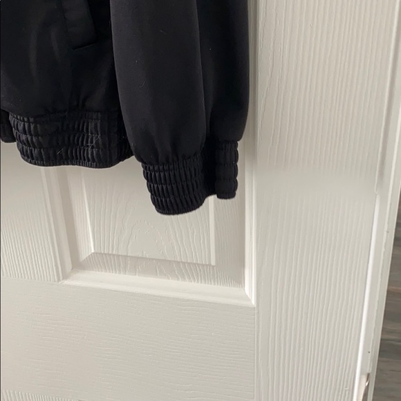 Puma track jacket in Black -Nice! - Picture 3 of 5